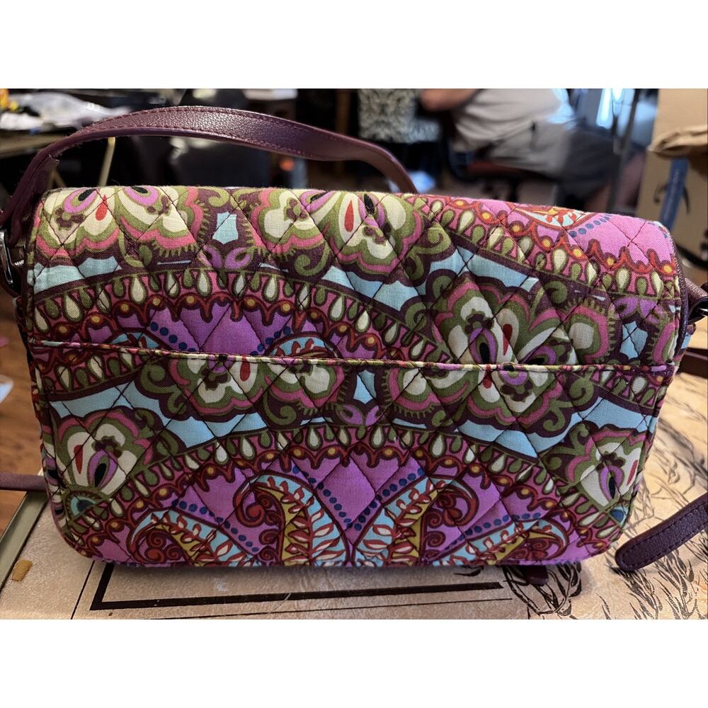 VERA BRADLEY Pink Paisley Purse Turnlock Crossbody Adjust Faux Leather Strap - Picture 5 of 6